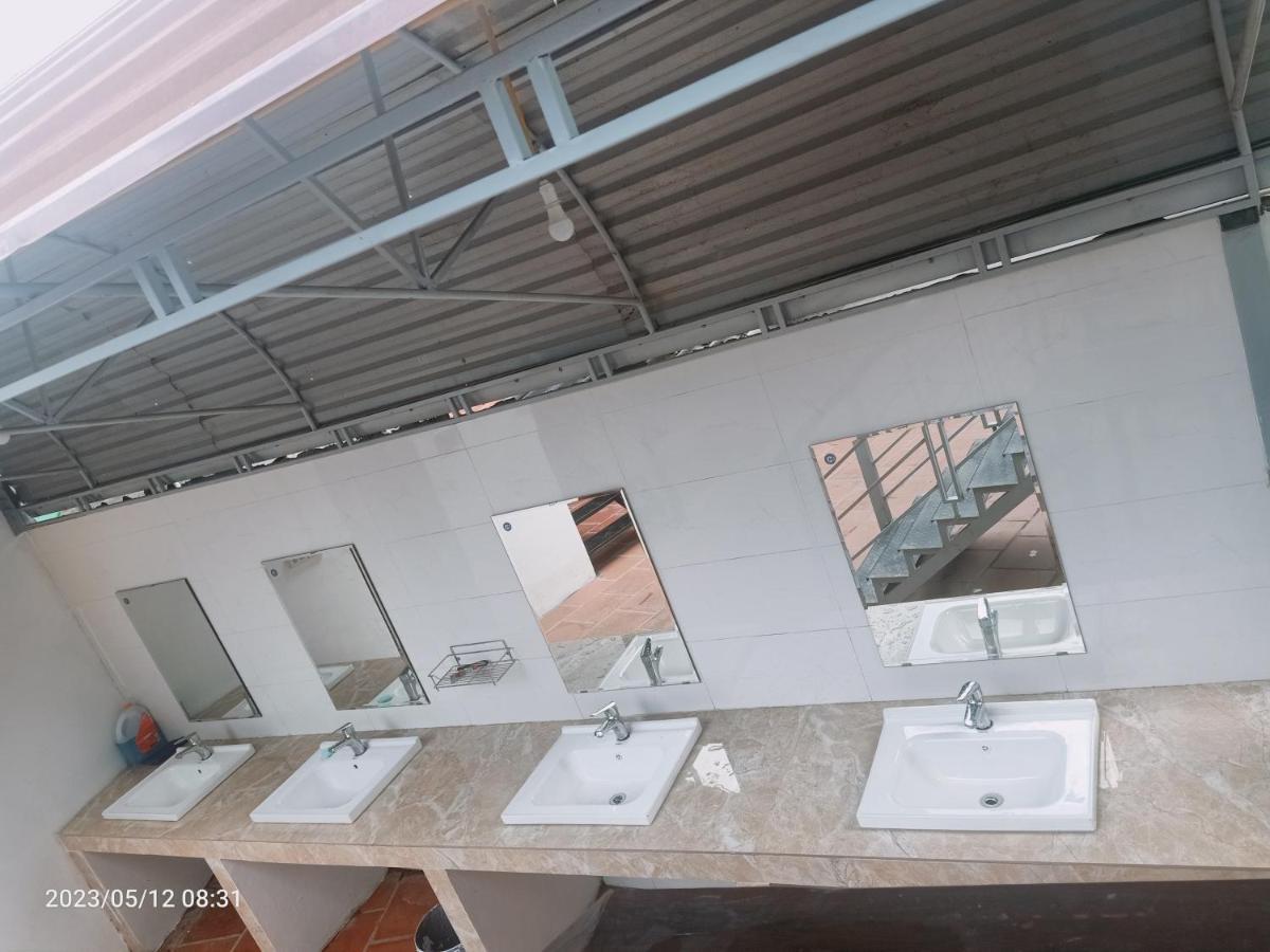 Aurora Backpackers Hostel ルアンパバーン エクステリア 写真