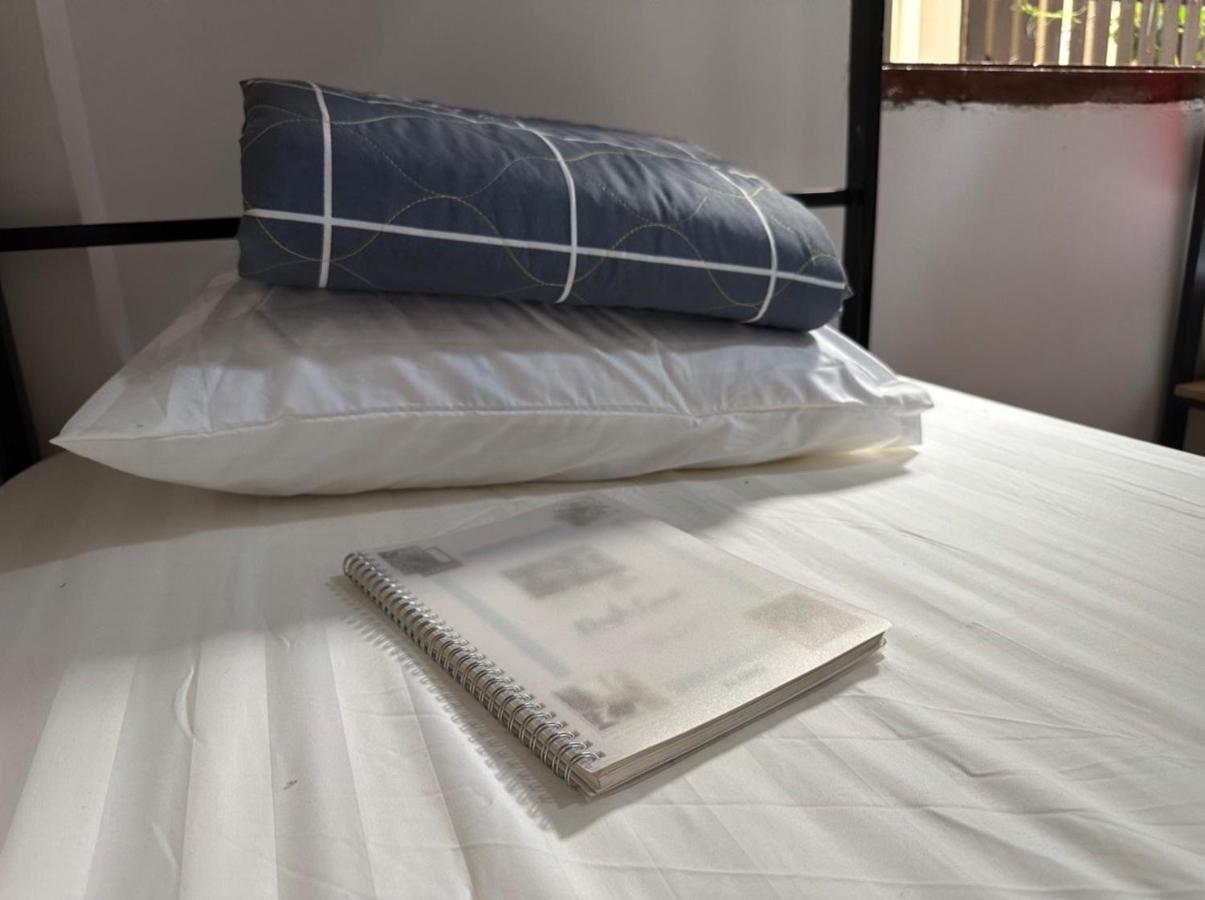 Aurora Backpackers Hostel ルアンパバーン エクステリア 写真