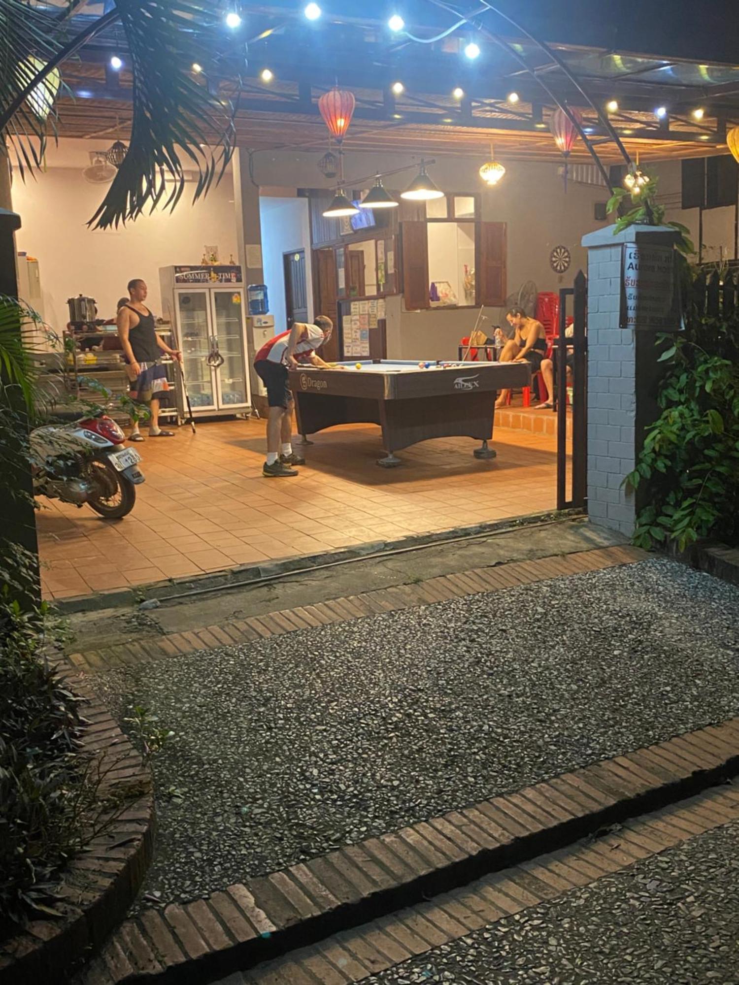 Aurora Backpackers Hostel ルアンパバーン エクステリア 写真