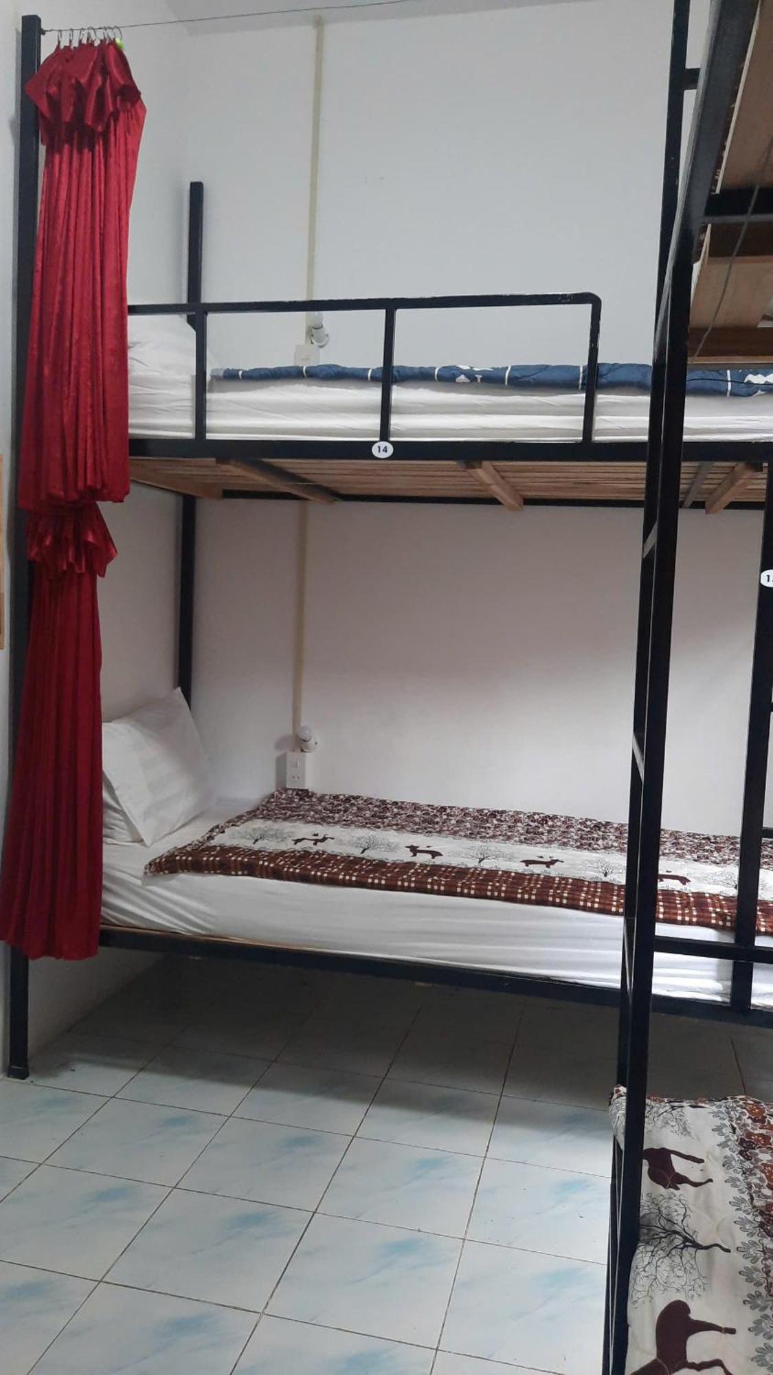 Aurora Backpackers Hostel ルアンパバーン エクステリア 写真