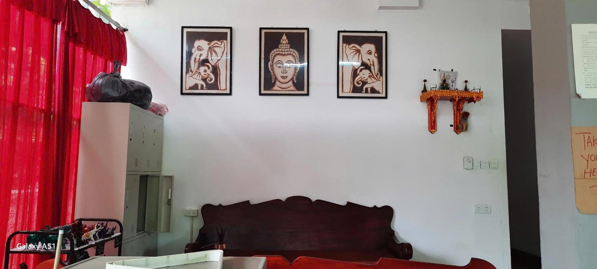 Aurora Backpackers Hostel ルアンパバーン エクステリア 写真