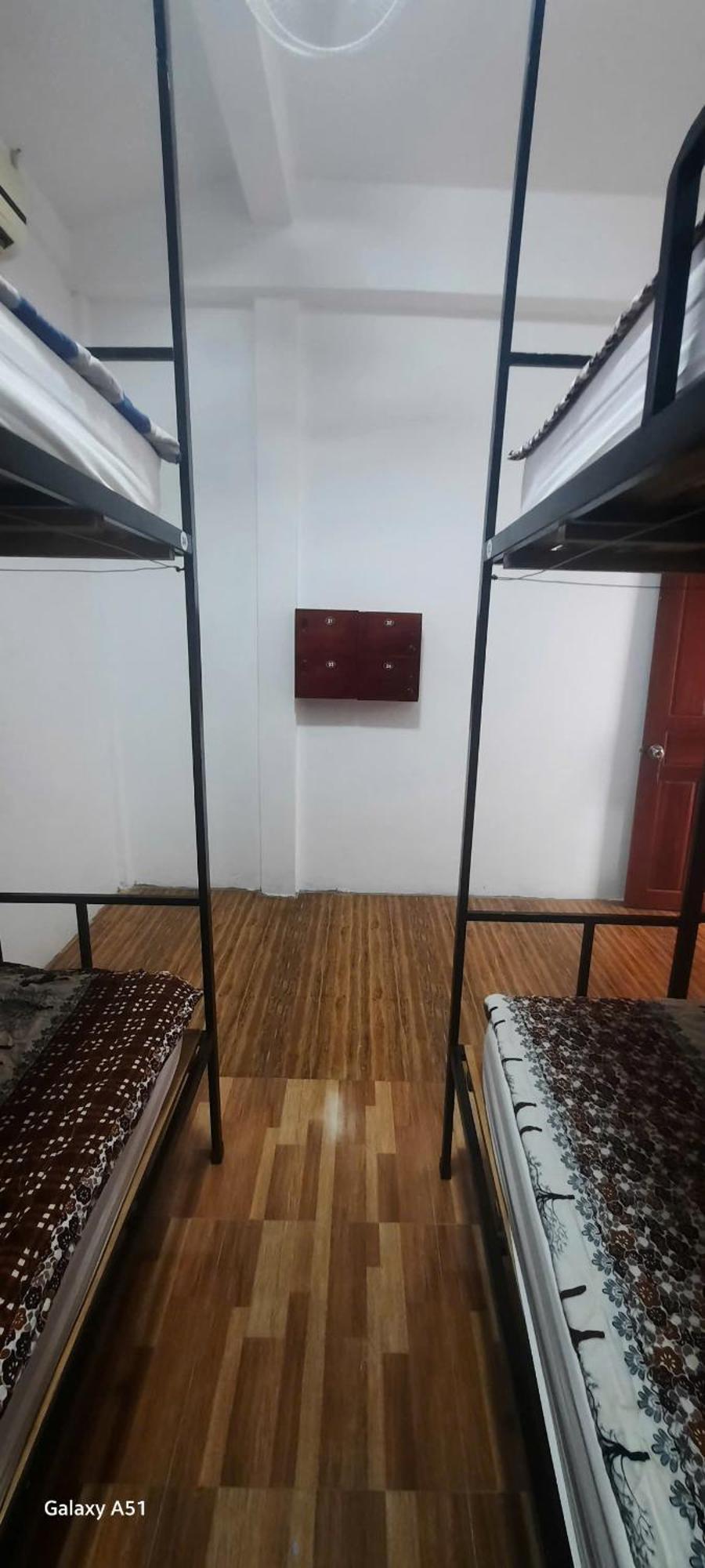 Aurora Backpackers Hostel ルアンパバーン エクステリア 写真