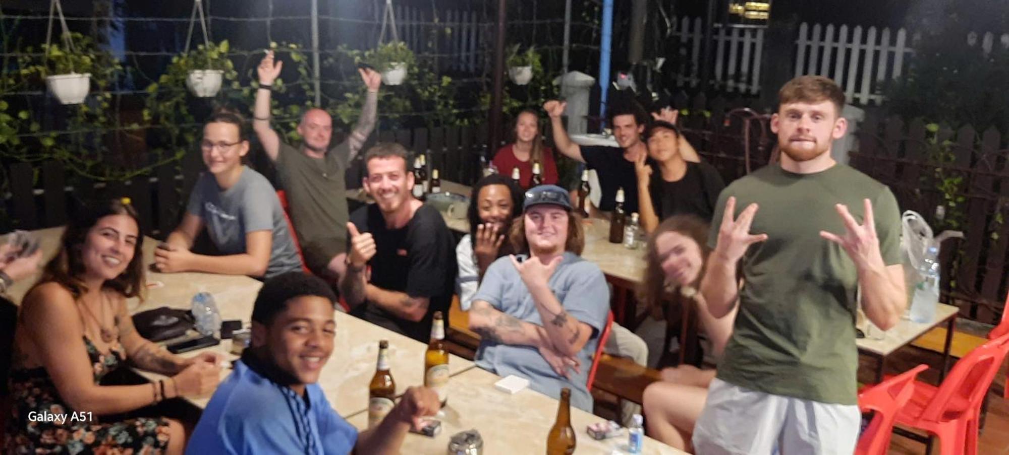 Aurora Backpackers Hostel ルアンパバーン エクステリア 写真